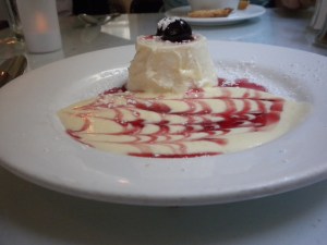 Della Santina's: Panna cotta