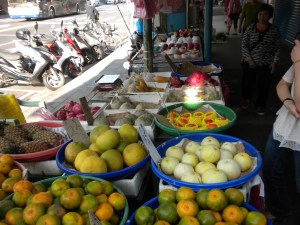 Fresh "Unusual Suspects" of Fruit are Everywhere in Taiwan