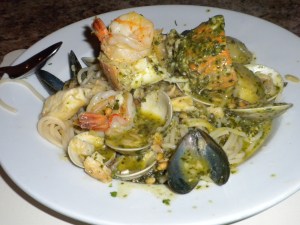 Francesco's: Seafood Linguini