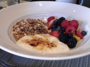 Breakfast: Brulee yogurt, berries and granola