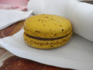 Espresso Macaron